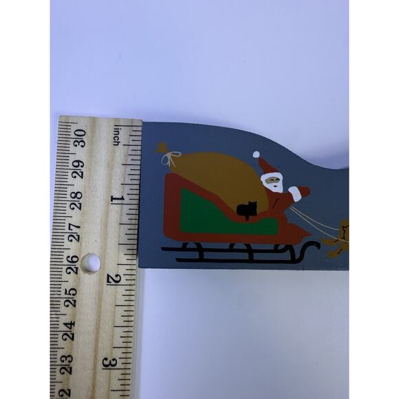 Cat’s Meow Wooden Christmas Village Accessory Santa Sleigh Reindeer And Snowmen - Picture 4 of 5